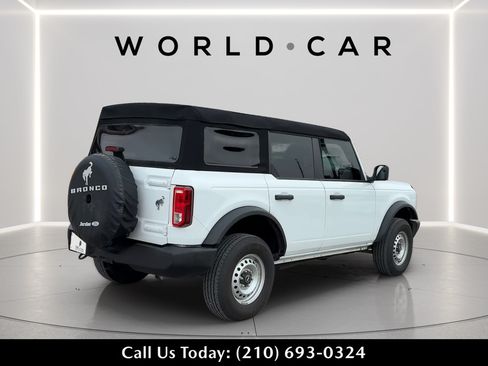 Used 2025 Ford Bronco 4-Door AWD/4WD image 7