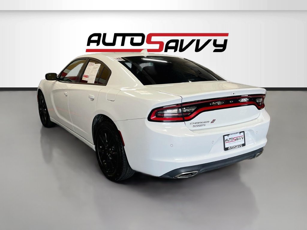 Used 2022 Dodge Charger SXT AWD/4WD image 5