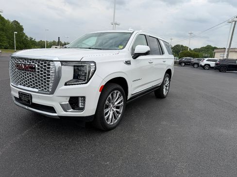 Used 2022 GMC Yukon Denali AWD/4WD image 6