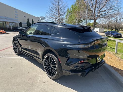 Used 2023 Aston Martin DBX 707 image 6