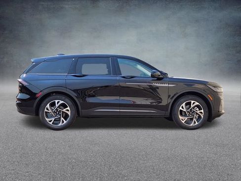 New 2026 Lincoln Nautilus Premier w/ Equipment Group 102A AWD/4WD image 8
