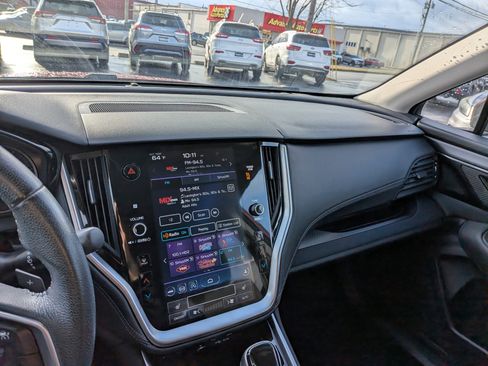 Used 2021 Subaru Outback Premium image 20