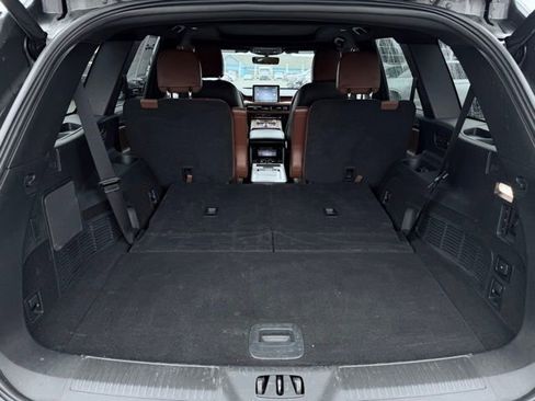 Certified 2023 Lincoln Aviator Reserve w/ Equipment Group 201A AWD/4WD image 13