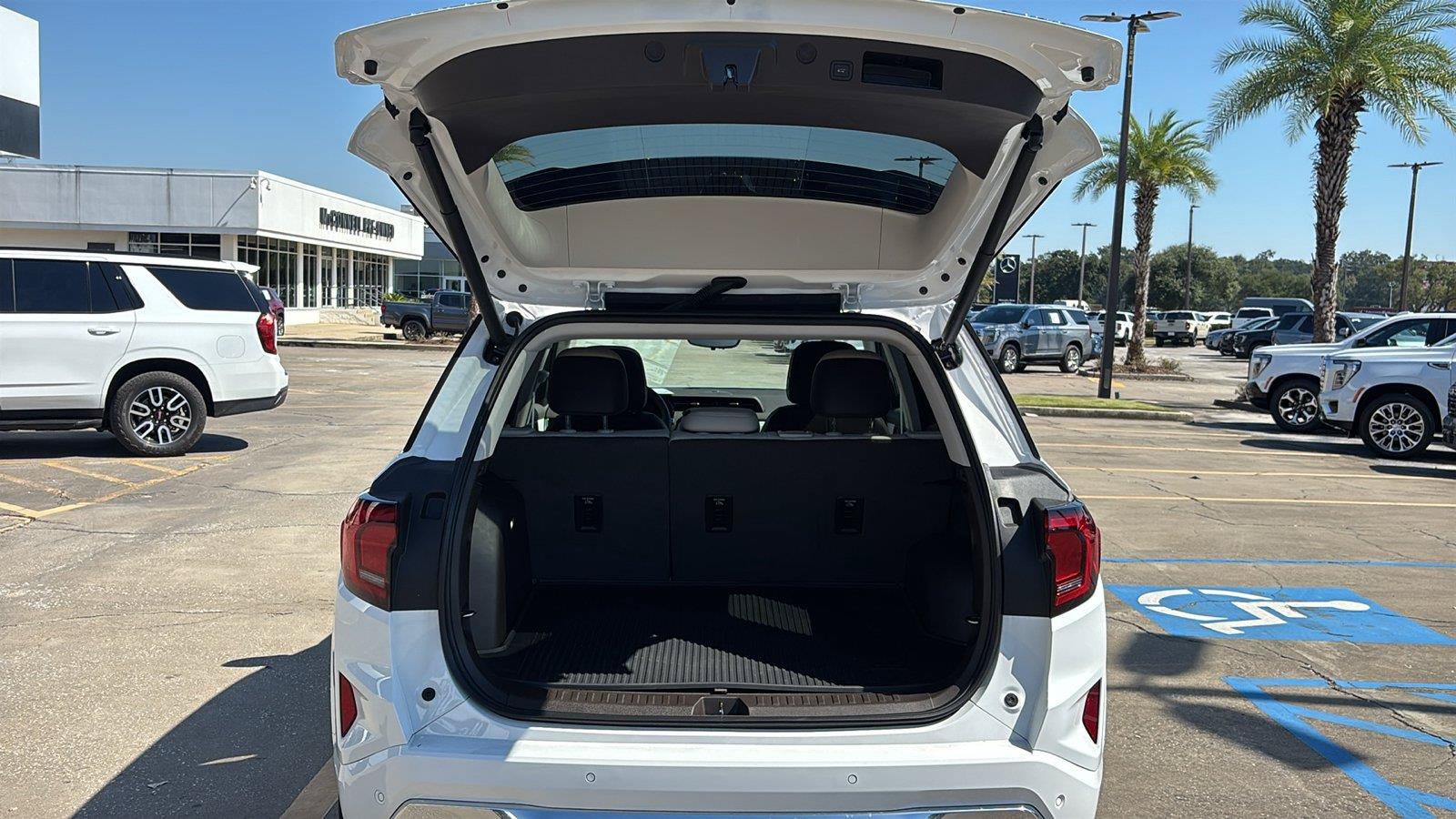 New 2027 GMC Terrain Denali w/ LPO, Floor Liner Package AWD/4WD image 25