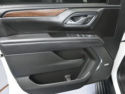 Used 2022 Chevrolet Tahoe High Country AWD/4WD image 10