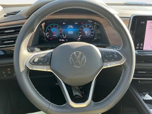 New 2026 Volkswagen Atlas SE AWD/4WD image 10