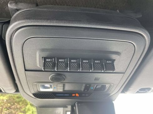 Used 2024 Ford Bronco Black Diamond AWD/4WD image 25