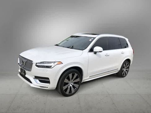 Used 2022 Volvo XC90 T6 Inscription w/ Advanced Package AWD/4WD image 2