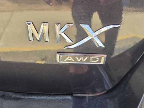 Used 2013 Lincoln MKX AWD image 23