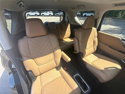 New 2027 INFINITI QX80 Luxe w/ Cargo Package AWD/4WD image 29