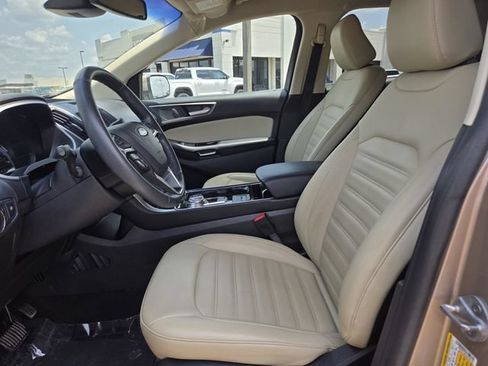 Used 2020 Ford Edge SEL FWD image 13