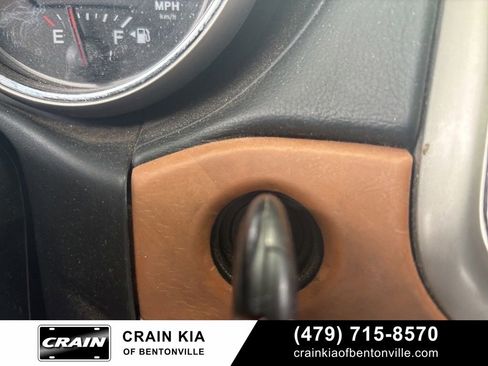 Used 2012 Jeep Grand Cherokee Overland AWD/4WD image 27