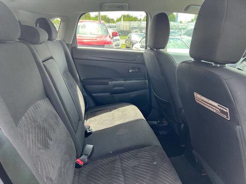 Used 2015 Mitsubishi Outlander Sport SE image 8