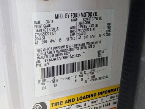 Used 2017 Ford Expedition EL Limited w/ Equipment Group 301A AWD/4WD image 15