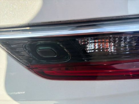 Used 2020 Acura ILX image 8