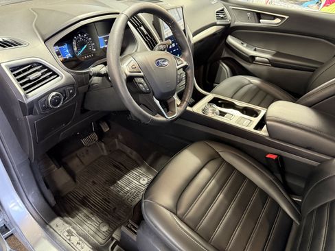 Used 2024 Ford Edge SEL image 17