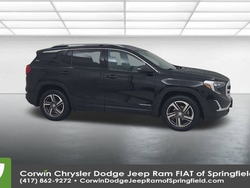 Used 2018 GMC Terrain SLT w/ Preferred Package image 3