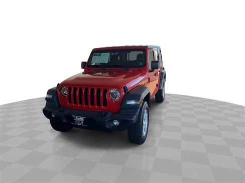 Used 2018 Jeep Wrangler Unlimited Sport S image 3