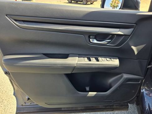 Used 2024 Honda CR-V LX image 16