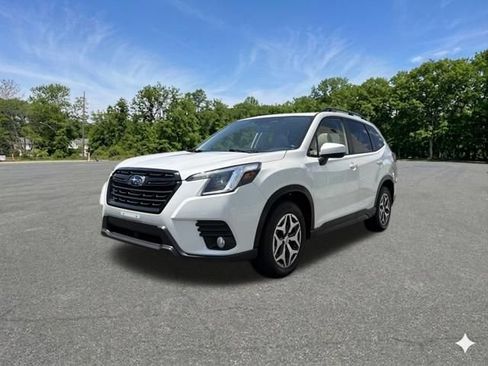 Used 2023 Subaru Forester Premium AWD/4WD image 4