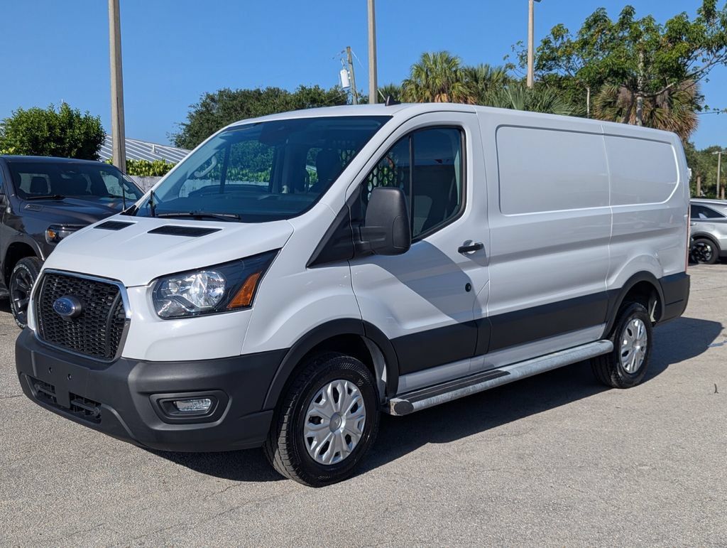 Used 2025 Ford Transit 250 Low Roof w/ Exterior Upgrade Package RWD image 3