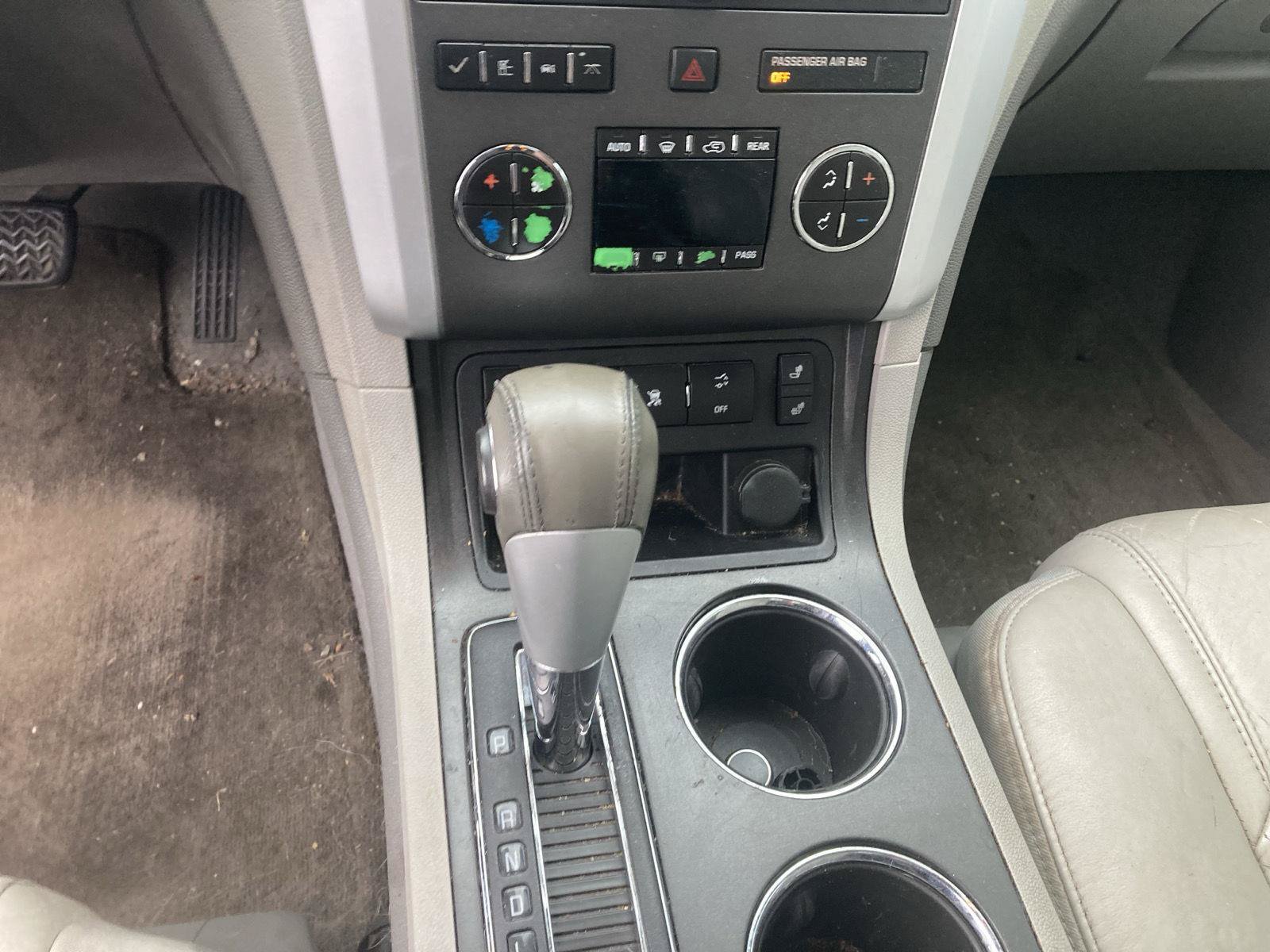Used 2011 Chevrolet Traverse LT w/ Personal Connectivity Package AWD/4WD image 14