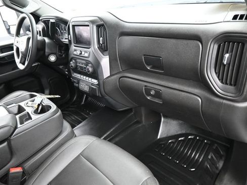 Used 2022 Chevrolet Silverado 2500 W/T w/ WT Convenience Package AWD/4WD image 38