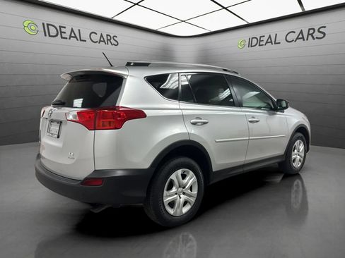 Used 2014 Toyota RAV4 LE AWD/4WD image 5