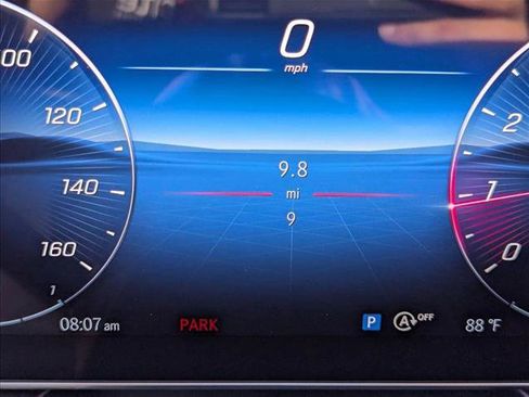 New 2026 Mercedes-Benz GLC 300 image 10