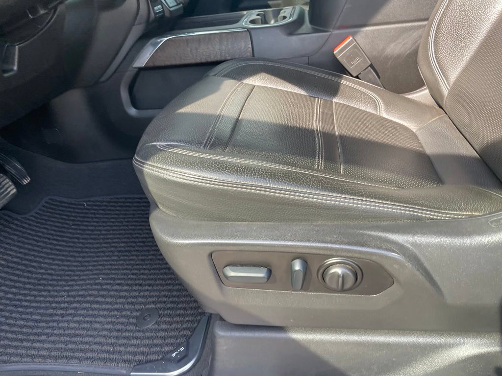 Used 2022 GMC Sierra 2500 Denali AWD/4WD image 10