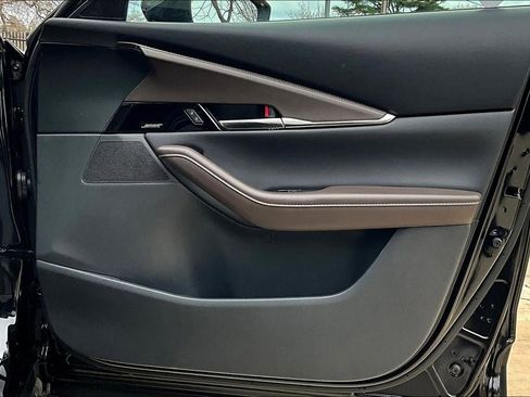 Used 2025 MAZDA CX-30 2.5 Turbo w/ Premium Plus Pkg image 28