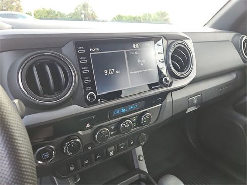 Used 2021 Toyota Tacoma TRD Off-Road image 24