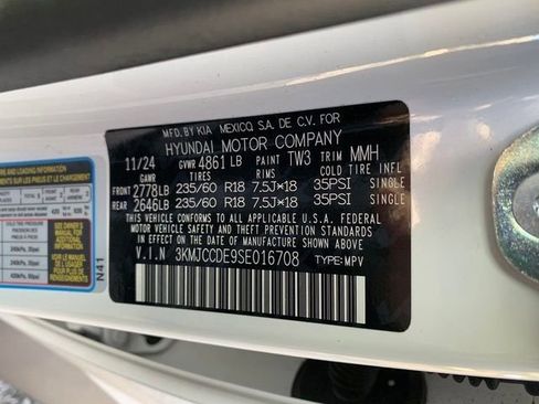 Certified 2025 Hyundai Tucson SEL AWD/4WD image 28
