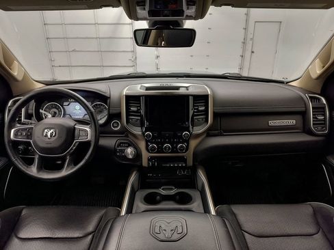 Used 2019 RAM 1500 Laramie AWD/4WD image 13