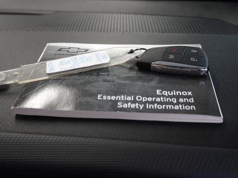Used 2025 Chevrolet Equinox LT w/ Safety and Technology Package AWD/4WD image 39