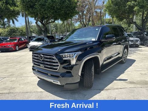 Used 2024 Toyota Sequoia Limited AWD/4WD image 19