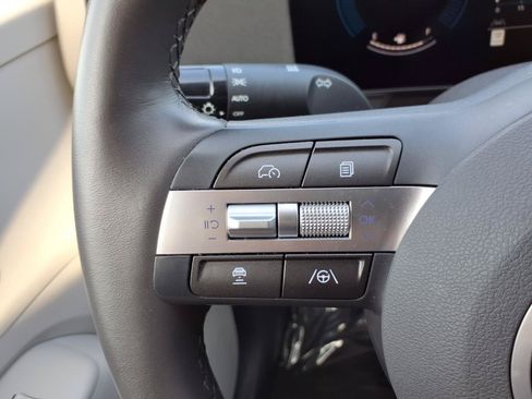 Used 2026 Hyundai Kona SEL Sport FWD image 12