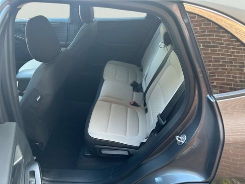 Used 2023 Ford Escape Active AWD/4WD image 17