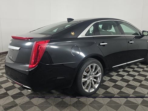 Used 2015 Cadillac XTS Luxury FWD image 3