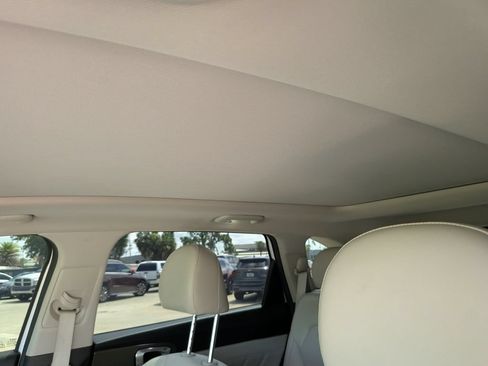 Certified 2023 Kia Sorento SX FWD image 22