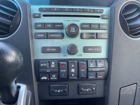 Used 2011 Honda Pilot EX-L image 2