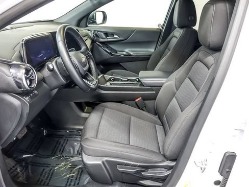 Certified 2025 Chevrolet Equinox LT AWD/4WD image 12