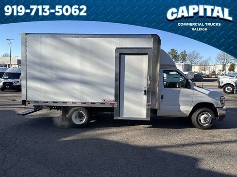 New 2025 Ford E-350 and Econoline 350 Super Duty w/ Driver's Safety Package RWD image 9