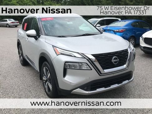 Certified 2022 Nissan Rogue Platinum w/ Head-Up Display Package AWD/4WD image 1