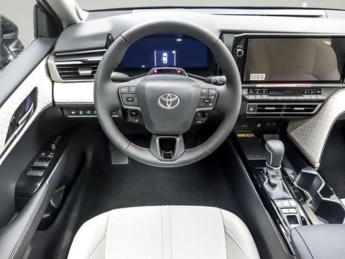 New 2026 Toyota Camry XLE image 13