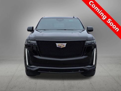 Used 2023 Cadillac Escalade Sport Platinum image 9