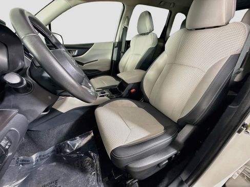Used 2023 Subaru Forester Premium AWD/4WD image 22
