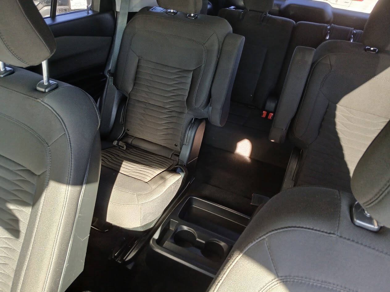 Used 2020 Ford Explorer XLT w/ Comfort Package AWD/4WD image 11
