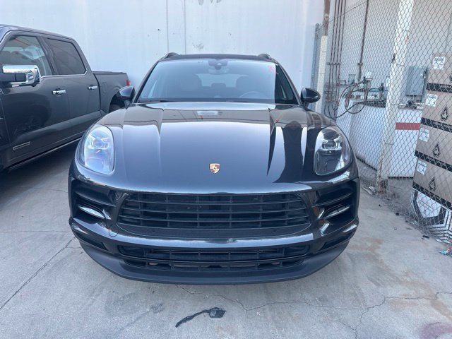 Used 2021 Porsche Macan AWD/4WD image 3