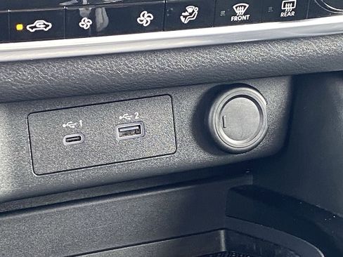 Certified 2023 Nissan Rogue SL FWD image 21